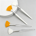 Fan-Shaped Beauty Brush – Soft Bristles for Acid Peels, Serum Application & Mask Spreading, Professional Skincare Tool