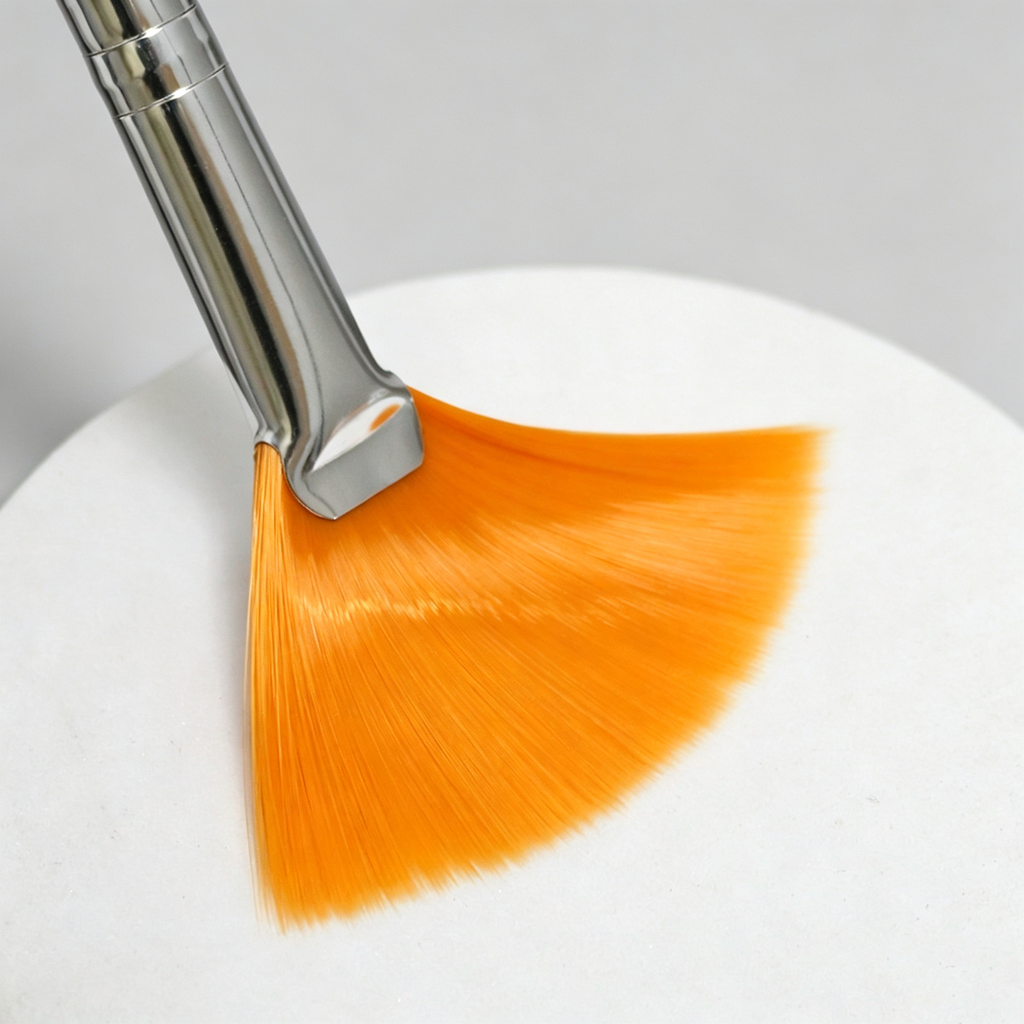 Fan-Shaped Beauty Brush – Soft Bristles for Acid Peels, Serum Application & Mask Spreading, Professional Skincare Tool